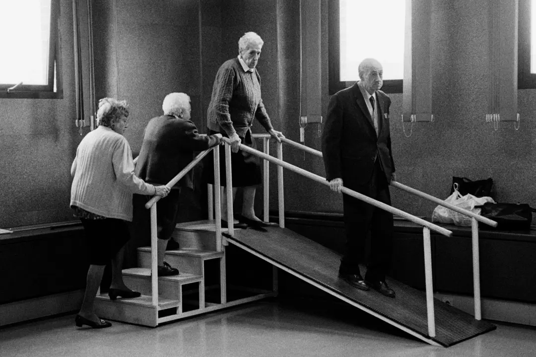Madrid,24,01,1997. Centro de dia para mayores en Chamber&iacute;.Foto: Crist&oacute;bal Manuel.