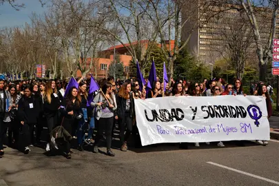 Pie de foto, ''Manifestaci&oacute;n feminista en ciudad universitaria''