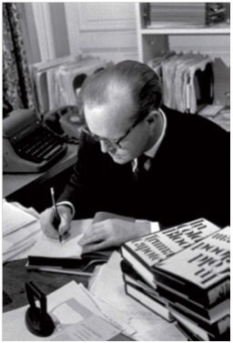 Truman Capote firmando ejemplares de A sangre fría. Bruce Davidson, Magnum Photos.