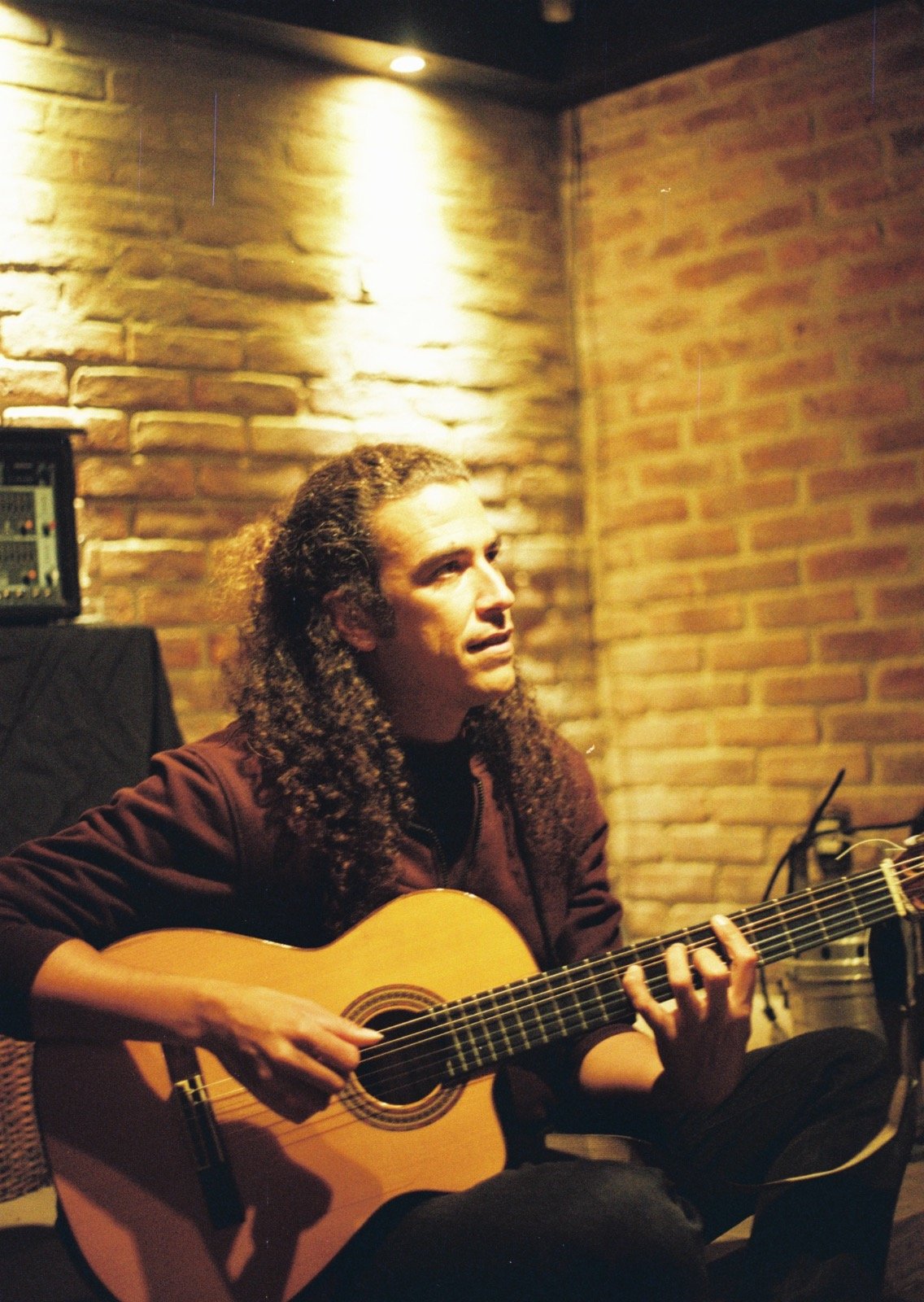 El artista madrileño Mr. Kilombo en un recital en Montevideo (Uruguay) | @lua.na.lua